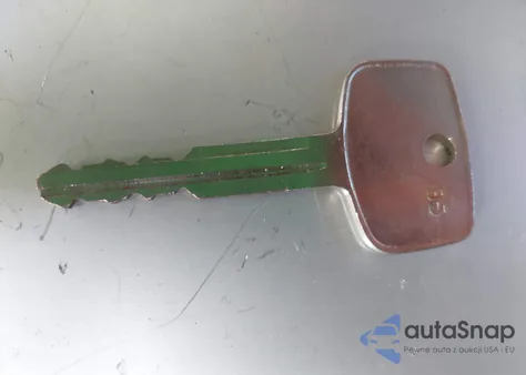 2015 Toyota Tacoma from USA, damaged, VIN 5TFTX4CN0FX065664